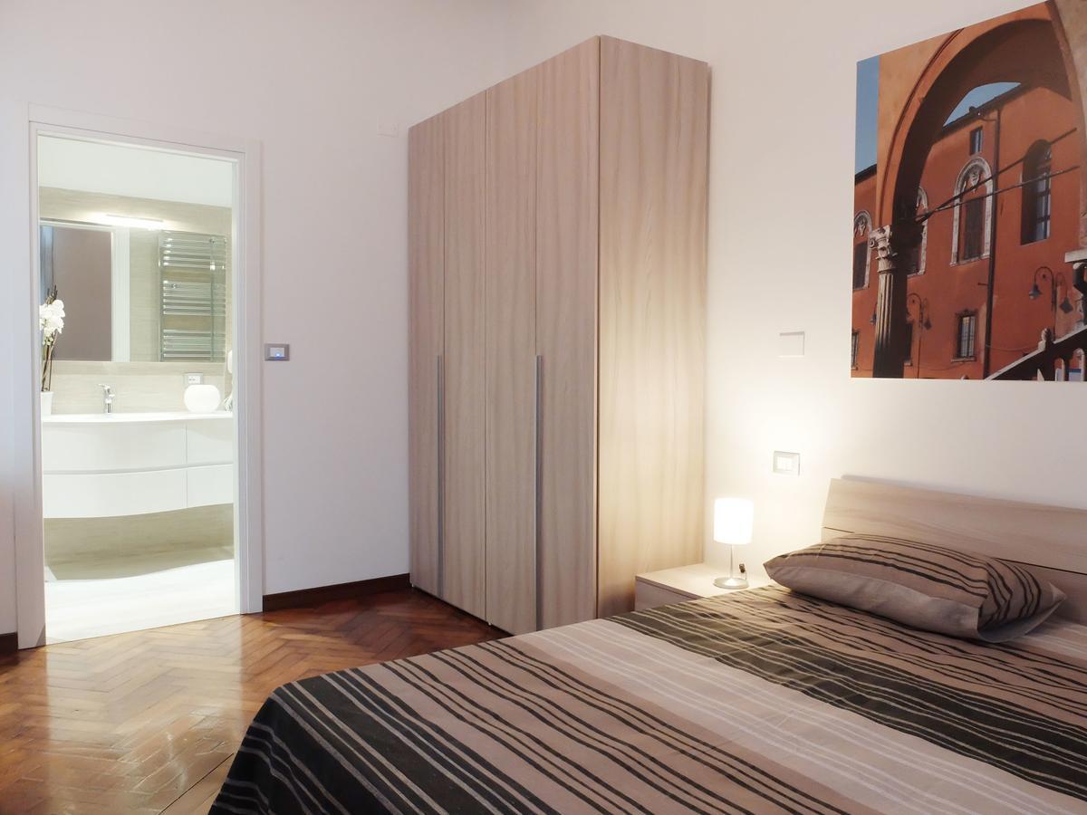 Centro Storico Suites Феррара Экстерьер фото