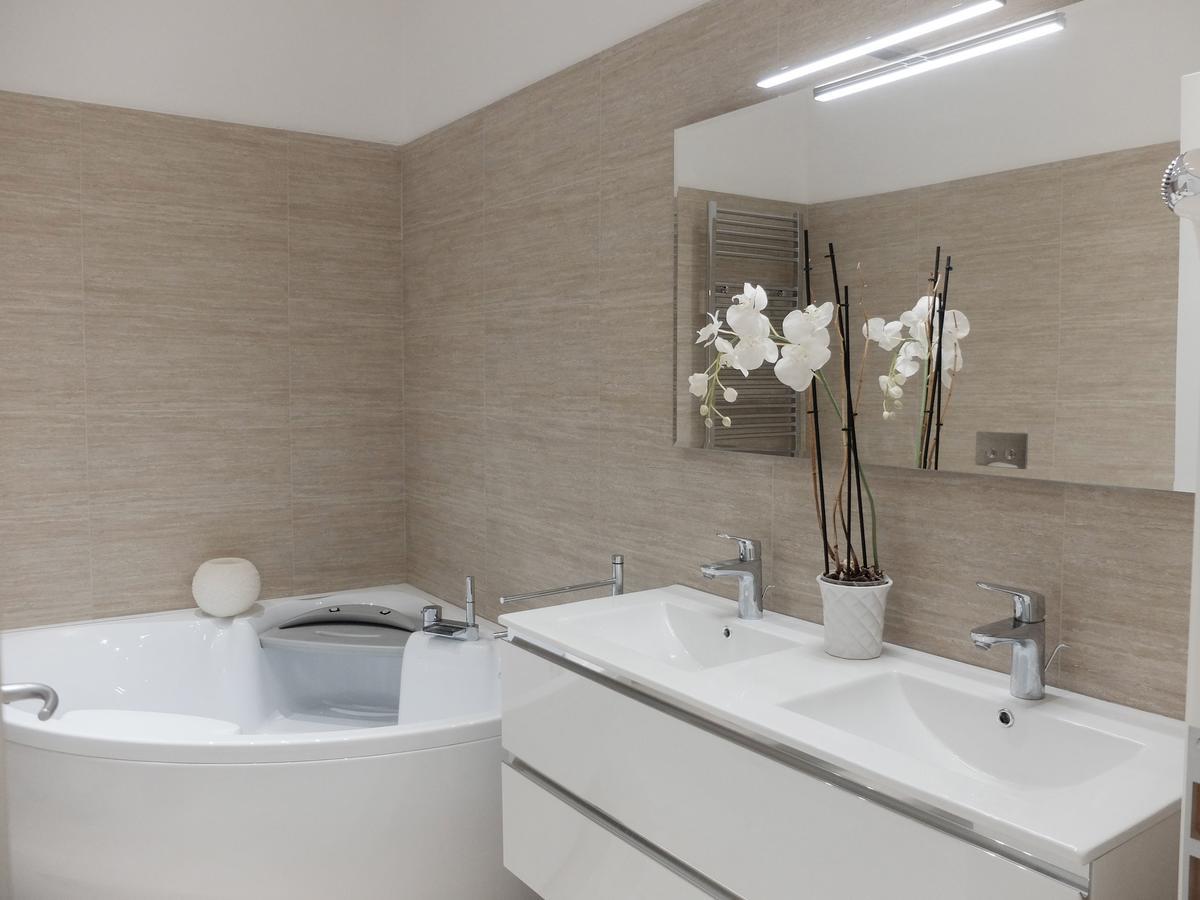 Centro Storico Suites Феррара Экстерьер фото