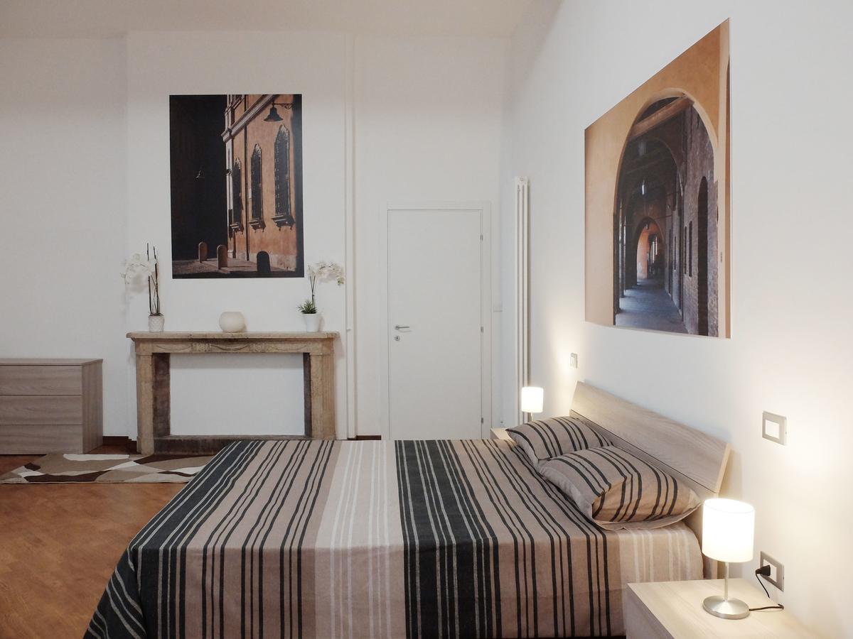 Centro Storico Suites Феррара Экстерьер фото